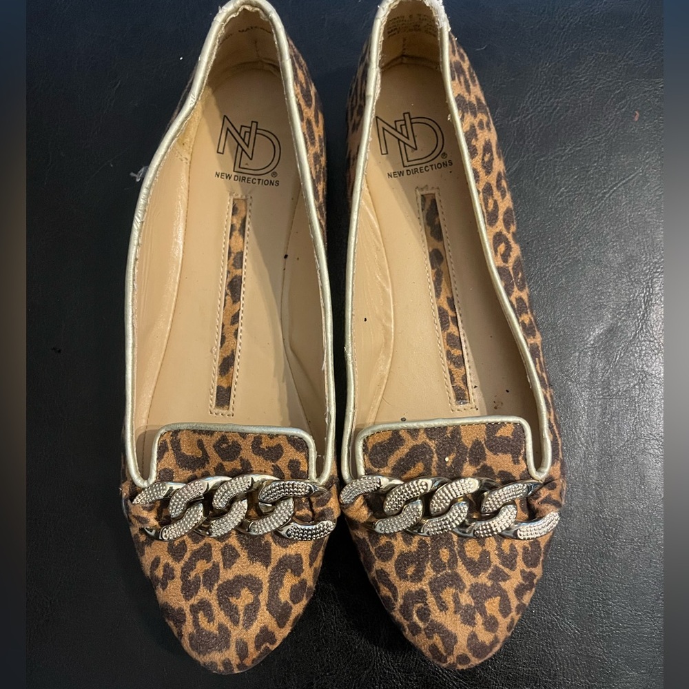 New direction loafers size 6